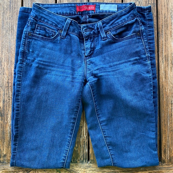 Guess Denim - Guess sienna curvy fit jeans